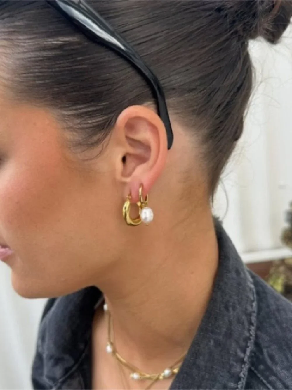 Pearl Hoop Earrings N1072